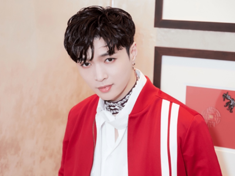 张艺兴